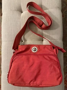 Baggallini Crossbody Bag Purse Red Orange Twist Lock Adjustable Strap Preowned - Picture 1 of 7