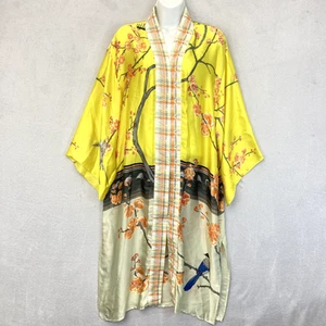 Paparazzi Kimono Womens L XL Yellow Floral Bird Print Satin Robe Lightweight New - Picture 1 of 19