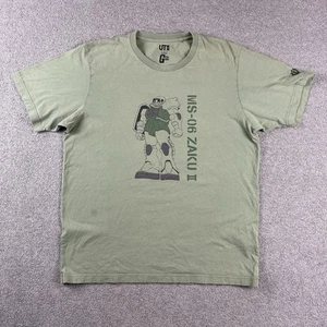 Uniqlo Gundam T Shirt UT Zaku II T-Shirt Green Anime Graphic Tee Mens Large L - Foto 1 di 6