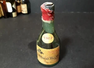 PELLISSON PERE & CO FINE COGNAC MINIATURE BOTTLE .. SEALED .. EMPTY - Picture 1 of 5