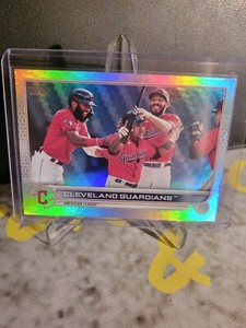2022 Topps Series 2 Cleveland Guardians #643 Rainbow Foil