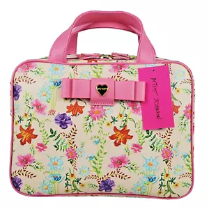 Betsey Johnson Floral Bow Weekender Kosmetik Make-up Reiseetui Mehrfarbig Neu - Bild 1 von 6