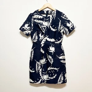 NUEVO Vestido Adam Lippes Forrado de Seda Floral Estampado de Plumas Estampado Azul Marino Blanco - Imagen 1 de 4