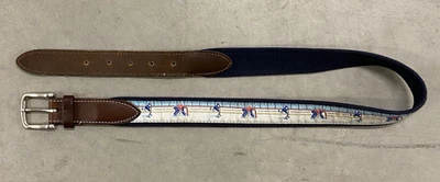 Vineyard Vines Canvas Hockey Rink Belt Size 32 Club Leather Brass Buckle Mens - Image 1 of 4