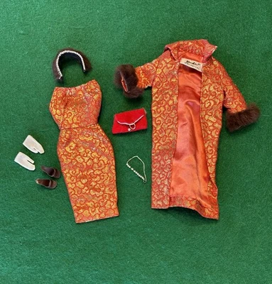 Conjunto Vintage MATTEL Barbie Elegancia Dorada #992 Ropa~Vestido~Accesorios Foto 1 de 4