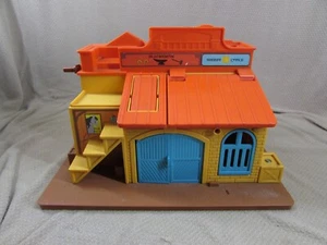 Fisher Price Western Town Building Only  ( Video ) - Picture 1 of 10