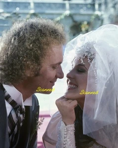 GENIE FRANCIS & ANTHONY GEARY picture#3892 GENERAL HOSPITAL Luke & Laura wedding - Picture 1 of 1