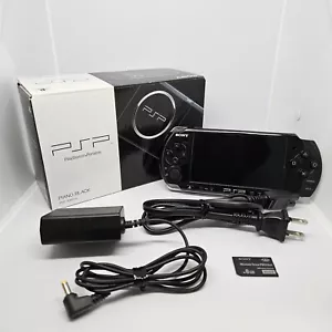 Sony PSP-3000 Launch Edition PianoBlack Handheld System Consoles Boxed + 8GB - Picture 1 of 18