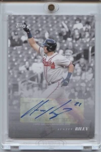 Austin Riley. 2022 Topps schwarz-weiß Nr. 75A - Farbe Auto. # 05/10 - Bild 1 von 2