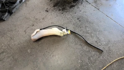 Used Engine Coolant Reservoir fits: 2014 Dodge Caravan  Grade A - Image 1 of 4