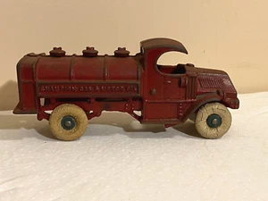 Champion Gas and Motor Oil Cast Iron Truck 8" long ac-34 - Picture 1 of 9