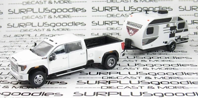 Greenlight LOOSE Wht 2022 GMC SIERRA 3500 Dually & 2016 WINNEBAGO WINNIE Camper - Image 1 of 4