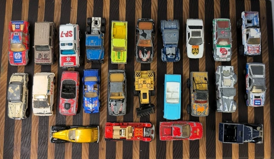 Lote de 24 Hot Wheels Matchbox años 80 Foto 1 de 4