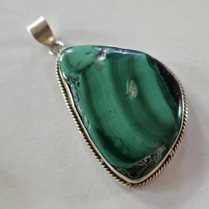Natural Polished Malachite Pendant 925 Sterling Silver Few Minor Inclusions 19gm - Picture 1 of 7
