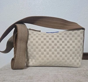 Rothy's The Casual Crossbody Vanilla Wafer ***FREE SHIPPING*** - Picture 1 of 5