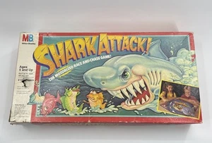 Vintage 1988 Shark Attack motorisiertes Brettspiel Milton Bradley - Bild 1 von 2
