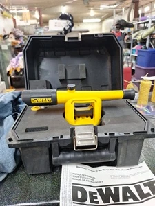 Paquete de 20 niveles de tránsito DeWalt DW090PK con estuche de herramientas - ENVÍO RÁPIDO - Imagen 1 de 6