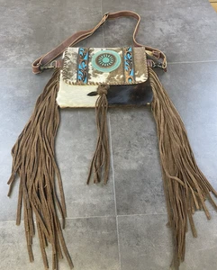 Myra Tasche Western Rindsleder Umhängetasche mit Fransen & Türkis Traumfänger - Bild 1 von 12