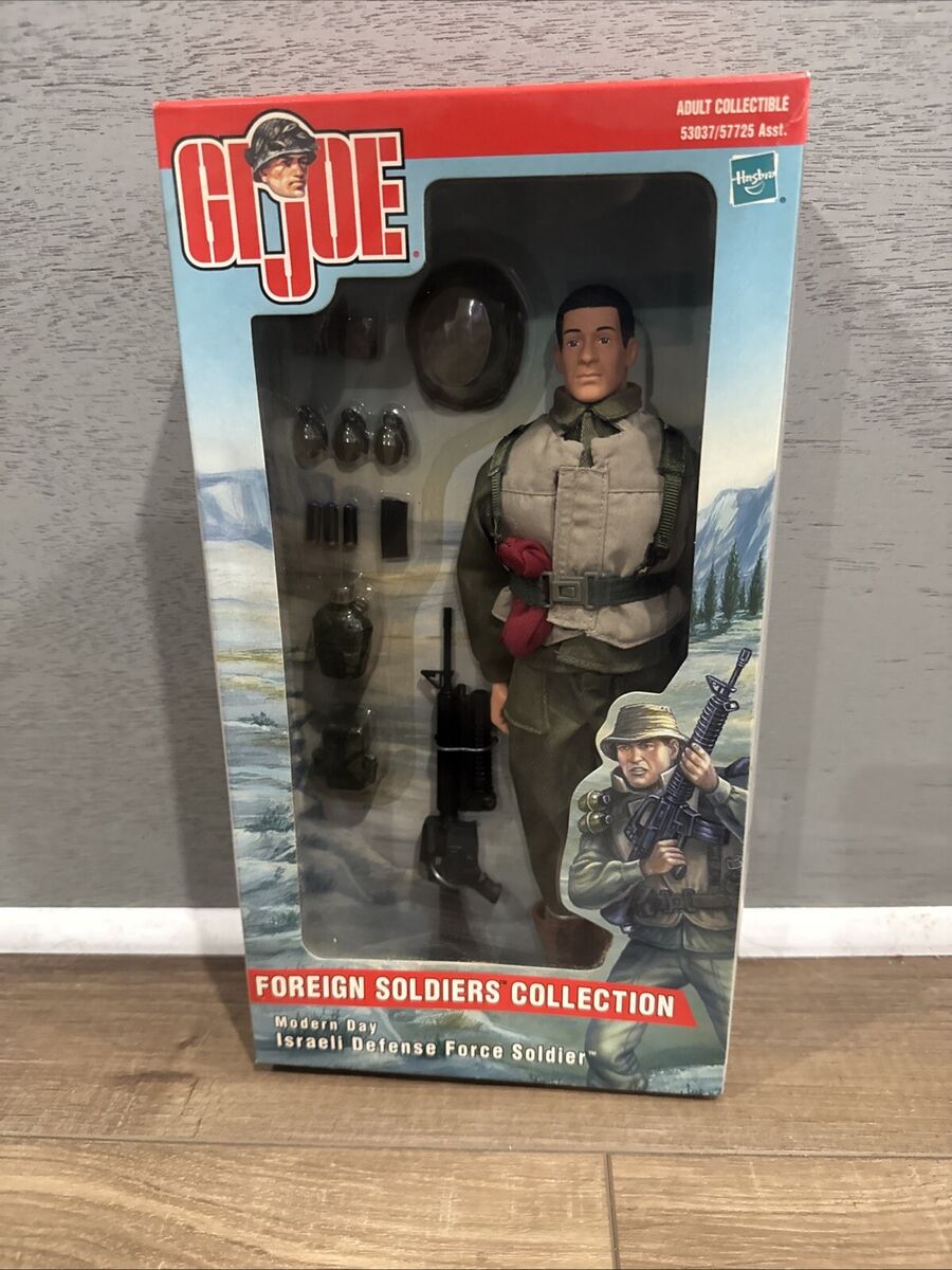Soldier G.I. Joe Military & Adventure Action Figures 2001 Soldier G.I. Joe Military & Adventure Action Figures 2001