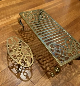 2 Solid Brass Fireplace Trivets- antique wood firewood kindling hearth fireside - Picture 1 of 15