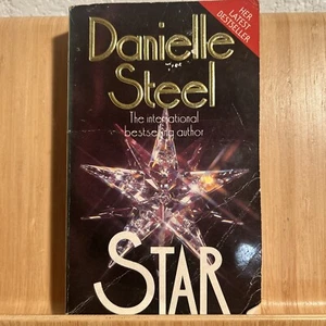 Star by Danielle Steel Paperback (R3.6) - Picture 1 of 8