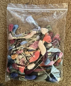Lot of 50 Skeins DMC Floss - Picture 1 of 1