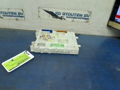 CAJA DE FUSIBLES CAJA FUSIBLES FORD FOCUS 3 2016 F1FT14A073EF Foto 1 de 4