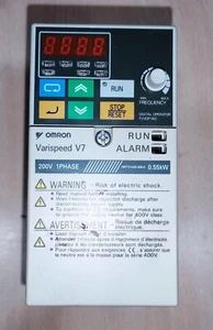 NEW   ▀▄▀▄▀ OMRON CIMR-V7AZB0P4  -- CIMR V7AZB0P4 - INVERTER 0,55 KW - Bild 1 von 2