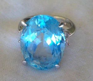 Heavy Platinum Solitaire Swiss Topaz Diamond Ring - 10.0 gms, Sz 6, 12.43 ctw - Picture 1 of 12