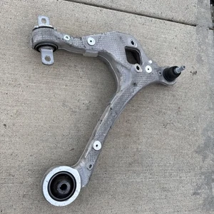 Brazo de control inferior izquierdo suspensión delantera OEM 1250341-00-E Tesla Cybertruck 24-26 - Imagen 1 de 9