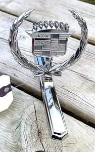 Cadillac Eldorado 1973-1978 OEM cromo capó adorno emblema conjunto *CE-estado* - Imagen 1 de 20