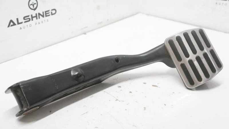 Volkswagen Golf GTI 2007 pedal de freno de pie 1K1723143E fabricante de equipos originales Foto 1 de 4