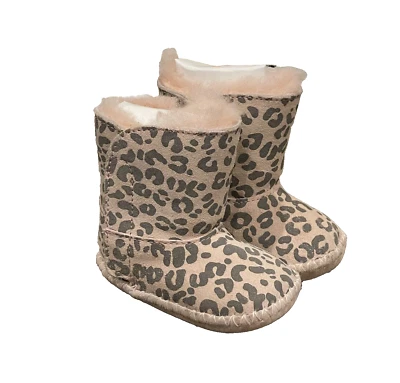 Ugg Australia Cassie Pink Leopard Infant Boots Size 0/1 XSmall 0-6 Months EUC - Image 1 of 4