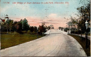 Postcard Lion Bridge at South Entrance to Lake Park, Milwuakee WI - Posted 1913 - Picture 1 of 2