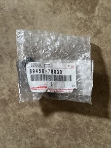 Genuine Toyota - Fuel Pressure Sensor 89458-78030 / 8945878030 - Foto 1 di 1