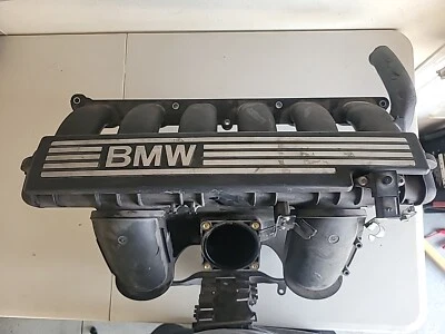 08-2010 bmw e60 e90 328 528i n52 3.0l engine motor air fuel gas intake manifold  - Imagem 1 de 4