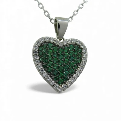 Collana con Ciondolo a Cuore Verde e Contorno in Argento 925 - Immagine 1 di 2