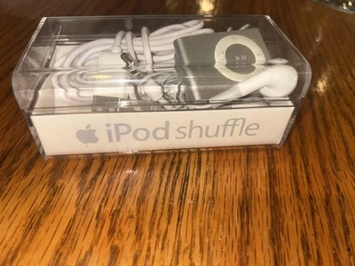 Apple iPod Shuffle 2nd Generation 1GB Silver - Gently Used - Image 1 of 4