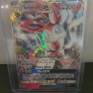 Pokemon TCG Sylveon GX 92/145 SM Guardians Rising Full Art Holo - Picture 1 of 2