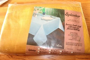 Splendor Lintex TableCloth Vintage 52x70 Oval Gold Yellow Flannel Back MCM - Picture 1 of 5