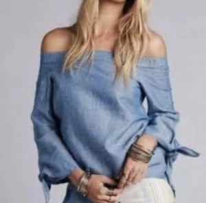 Free People Show Some Shoulder Chambray Cotton/Linen Tie Cuff Blue Tunic S - Picture 1 of 7