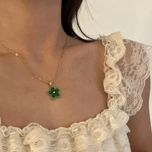 Retro Flower Surgical Steel Enamel Gold Plated Pendant & Necklace- Green - Picture 1 of 2