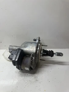 Cilindro maestro de refuerzo de freno ABS 2020-2024 Tesla Modelo Y 97136160 OEM 3861 - Imagen 1 de 5