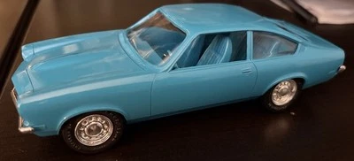 Vintage 1972 Chevrolet Vega 1/25th scale dealer promo model car in blue   - Image 1 of 4