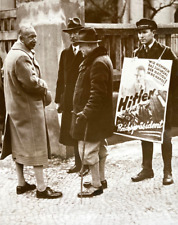 ORIGINAL  HINDENBURG DEFEATS HITLER MARCH 13th 1932 ELECTION POLLING PLACE PHOTO