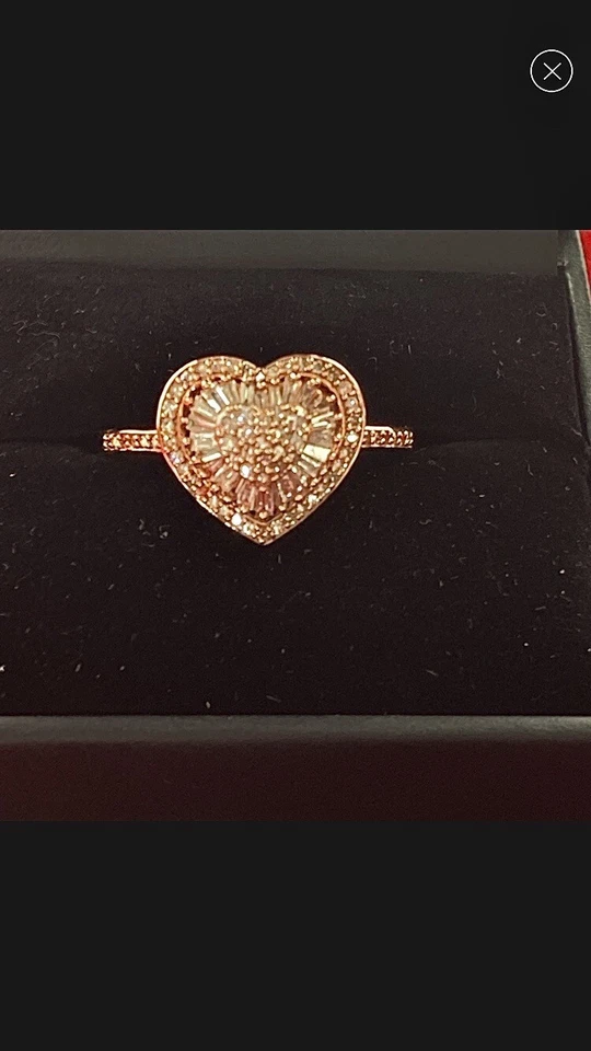 Anillo de moda con racimo de diamantes y oro rosa de 14k en forma de corazón 1/2 Ctw talla 9 Foto 1 de 4