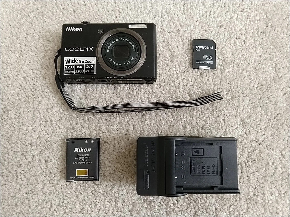 実写美⭕️良品【動作確認済】Nikon COOLPIX S570 シルバー 実写美⭕️良品【動作確認済】Nikon COOLPIX S570 シルバー 実写美