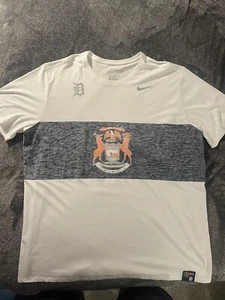 Detroit Tigers MI Flag Reversible Nike Men's 2XL Short Sleeve Shirt - Picture 1 of 12