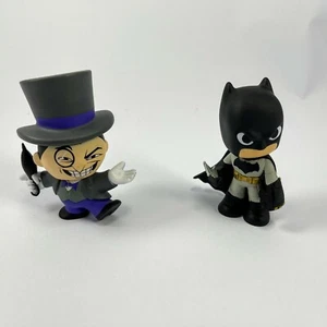 Lote de 2 figuras de acción Batman 2016 Penquin 2013 Funko Pop de 3 - Imagen 1 de 3