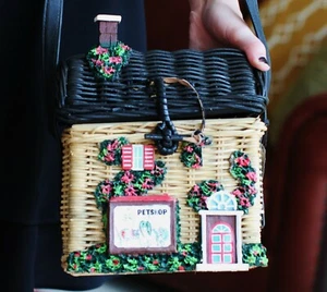 TIMMY WOODS WICKER BASKET BOUTIQUE PET SHOP SHOULDER BAG HOUSE PURSE STORE BOX - Picture 1 of 11